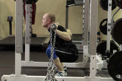 Squat with Chains اسکوت با زنجیر